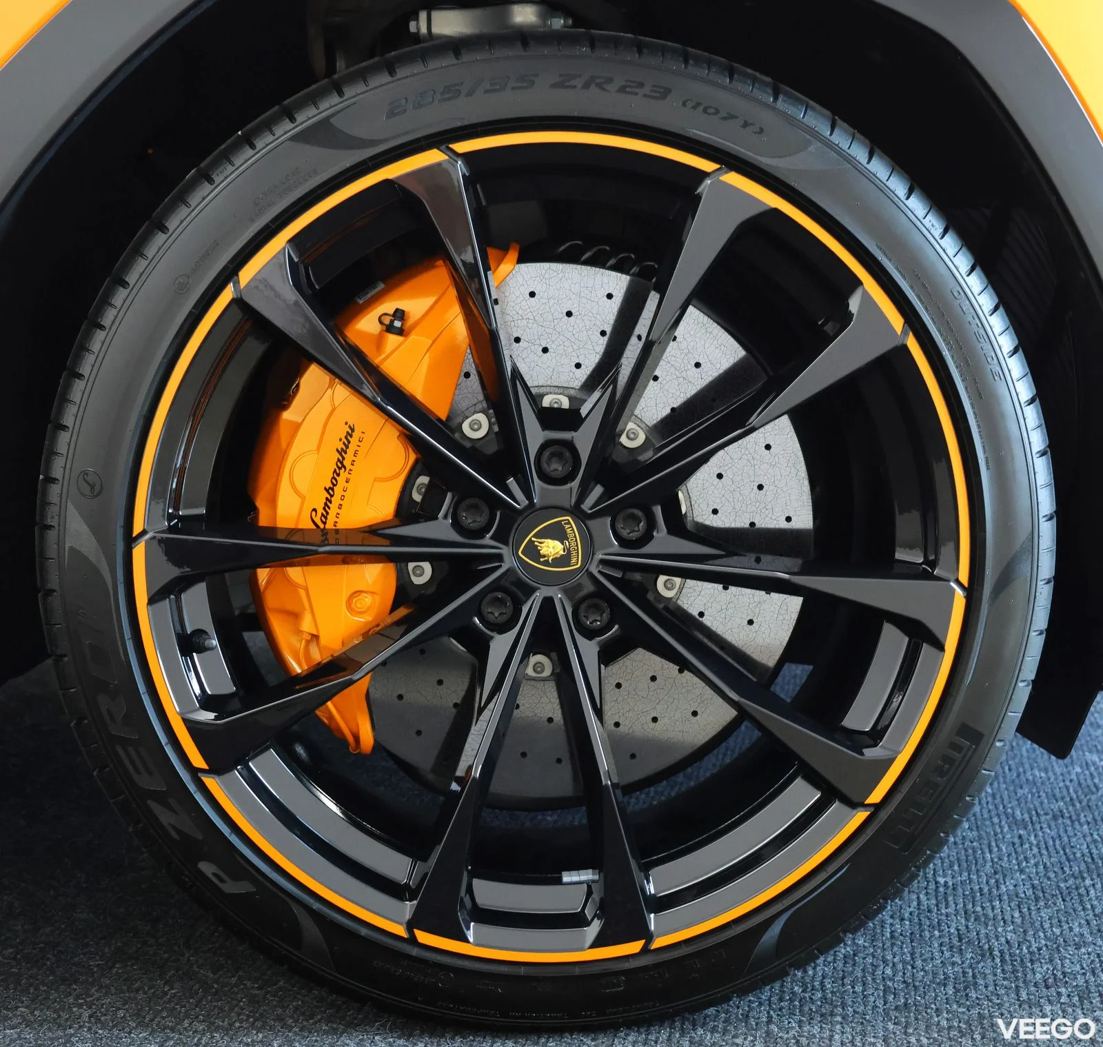 Lamborghini Urus - 490kW