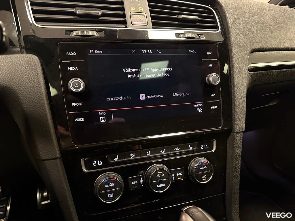Volkswagen Golf R 2.0 TSI 4M 310HK /Dynaudio /Milltek 228kW