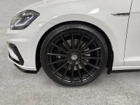 Volkswagen Golf R 2.0 TSI 4M 310HK /Dynaudio /Milltek 228kW thumbnail
