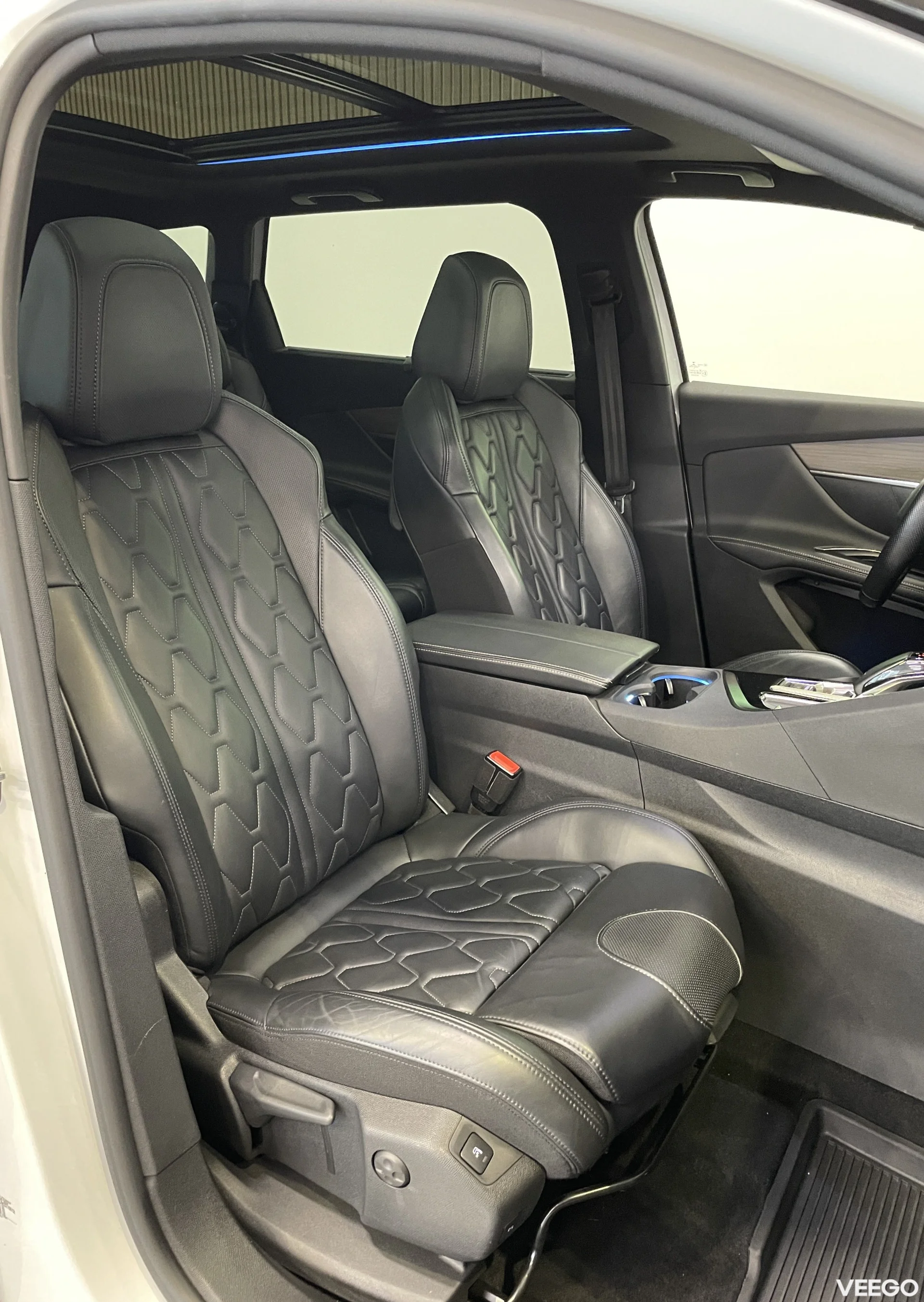Peugeot 5008 - 1.2 96kW