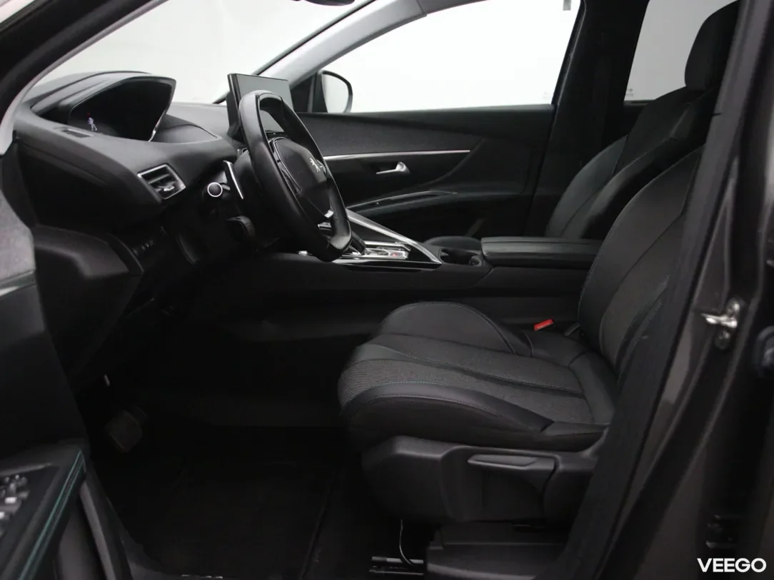 Peugeot 5008 1.2 96kW