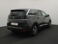 Peugeot 5008 1.2 96kW thumbnail
