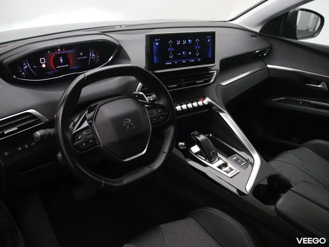 Peugeot 5008 1.2 96kW