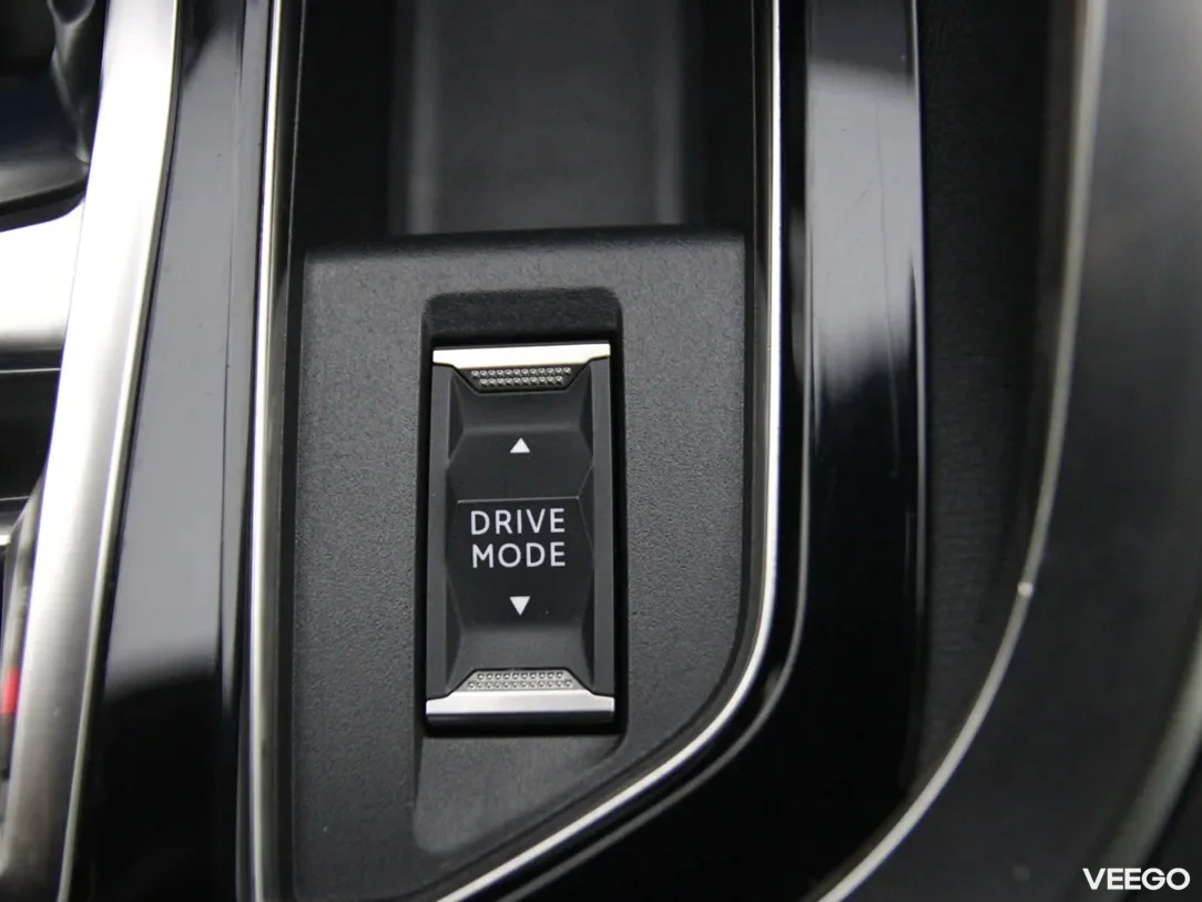 Peugeot 5008 1.2 96kW
