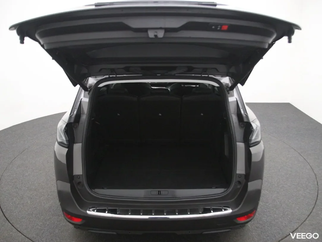 Peugeot 5008 1.2 96kW