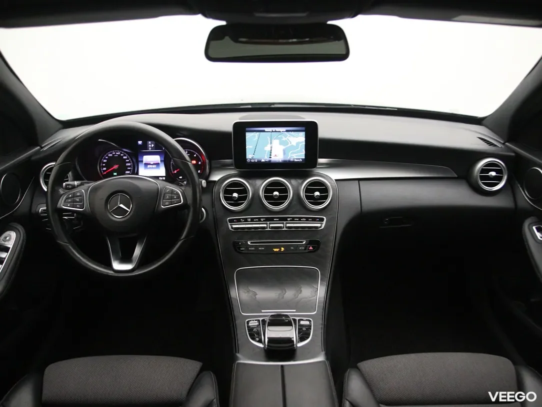 Mercedes-Benz C220 2.1 125kW