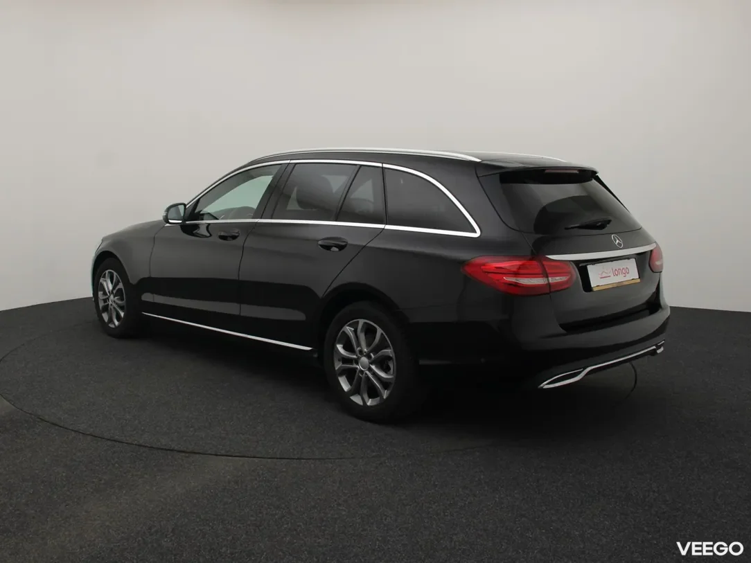 Mercedes-Benz C220 2.1 125kW