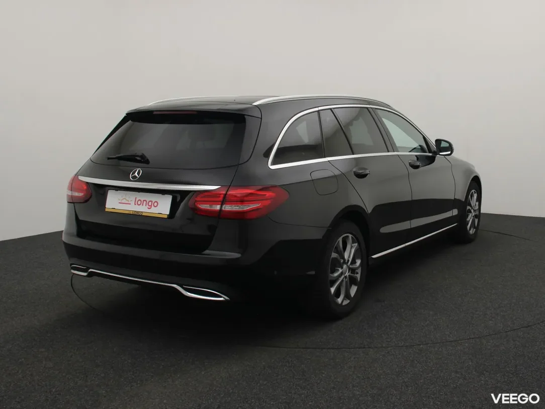Mercedes-Benz C220 2.1 125kW