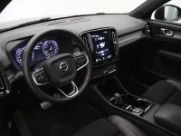 Volvo XC40 2 120kW thumbnail