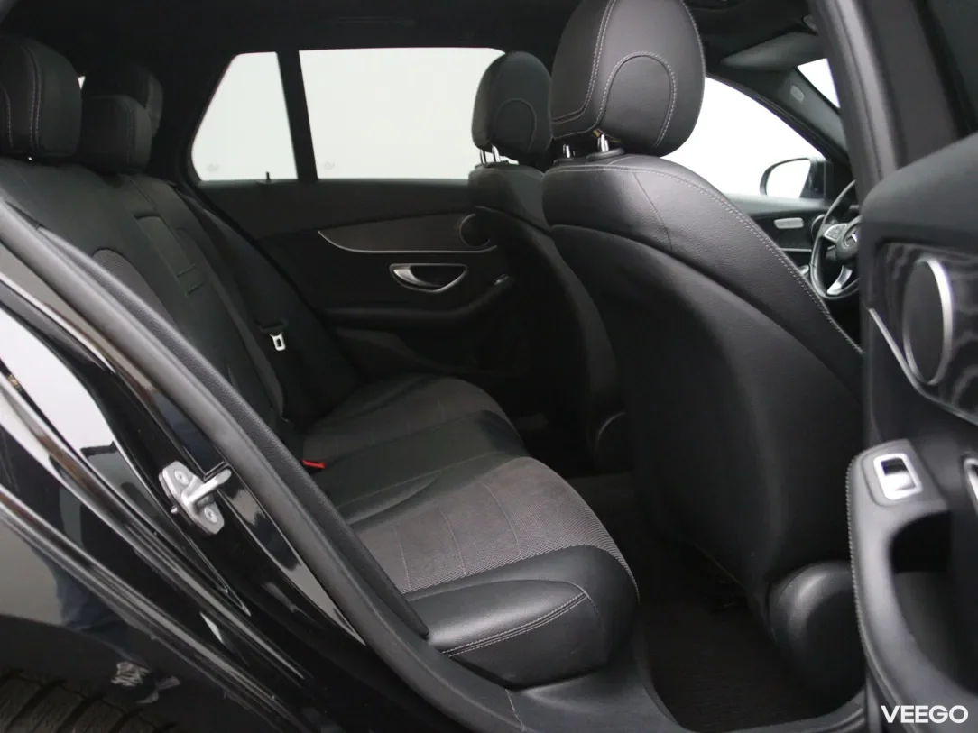 Mercedes-Benz C220 2.1 125kW