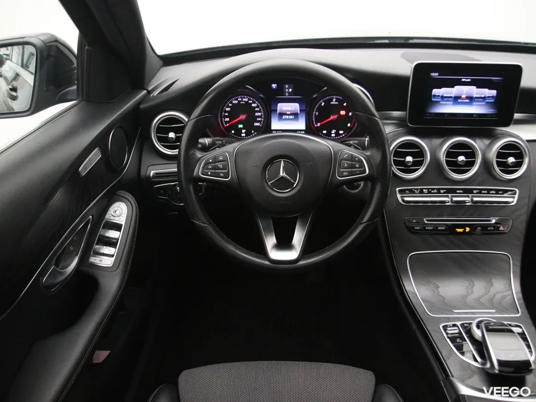 Mercedes-Benz C220 2.1 125kW