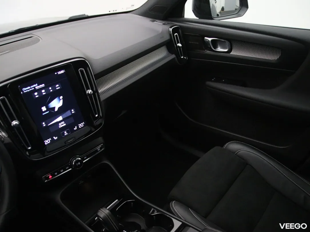 Volvo XC40 2 120kW