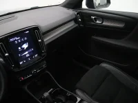 Volvo XC40 2 120kW thumbnail