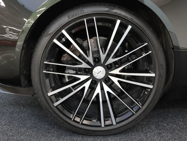 Image of Aston Martin DBS V12 533kW