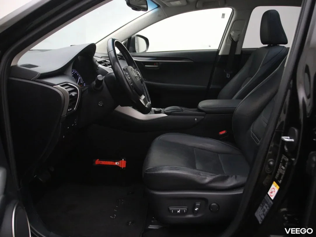 Lexus NX 2.5 145kW