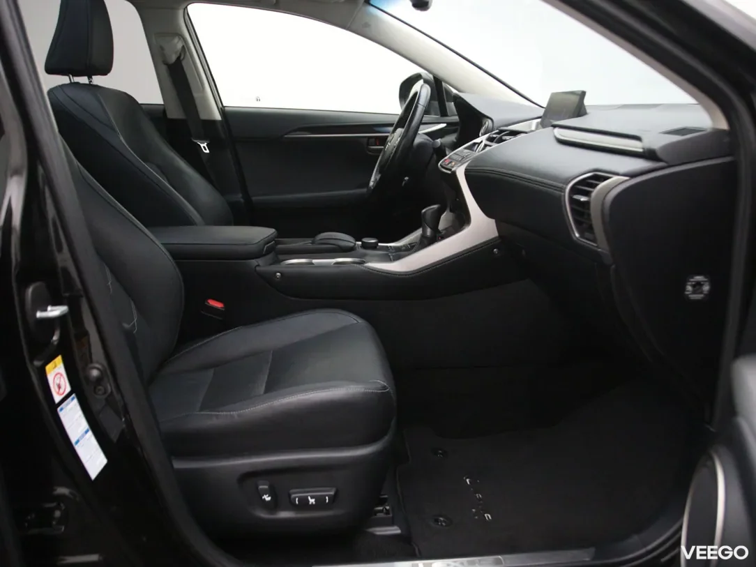 Lexus NX 2.5 145kW