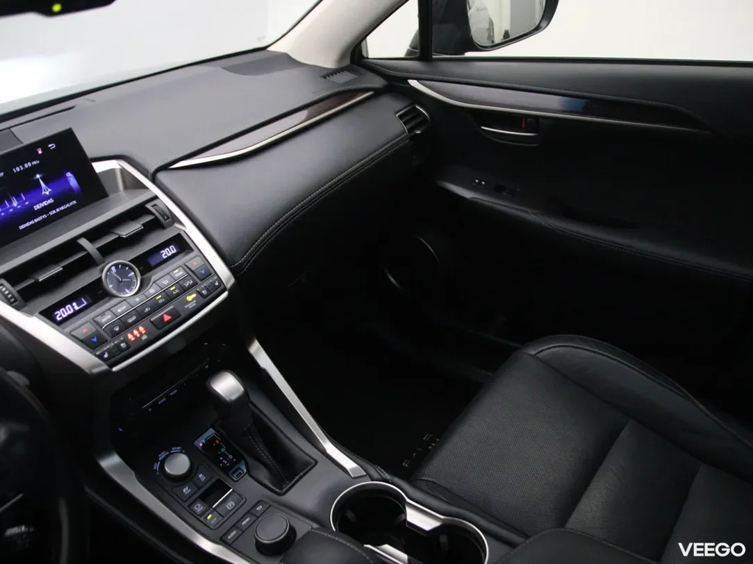 Lexus NX 2.5 145kW