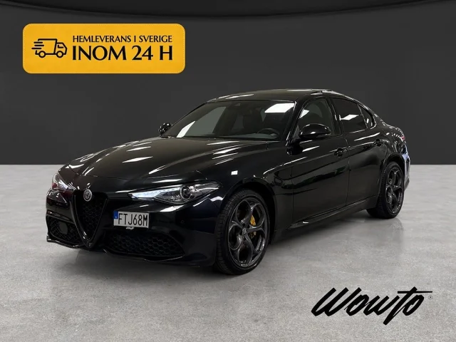 Image of Alfa Romeo Giulia 2.0 Q4 280HK Veloce TI /Pano /Se Spec 206kW