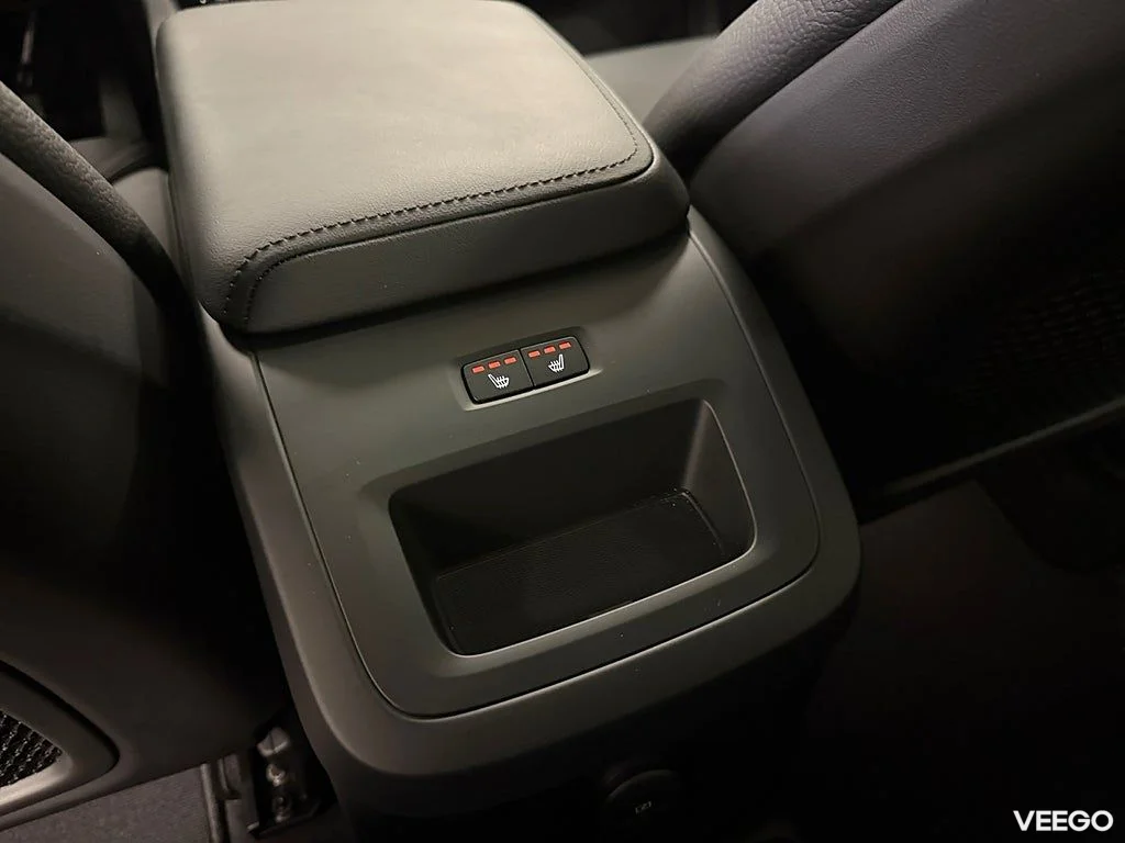 Volvo XC60 T8 AWD 456HK Plus Dark /Pano /360 /Drag 335kW