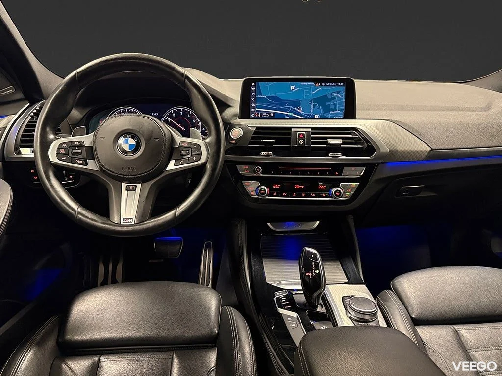 BMW X4 xDrive30i 252HK M-Sport /Innovation /HuD /Drag 185kW