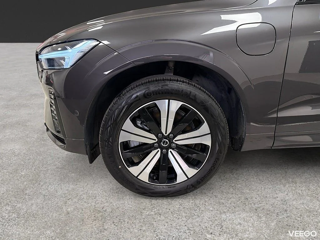 Volvo XC60 T8 AWD 456HK Plus Dark /Pano /360 /Drag 335kW