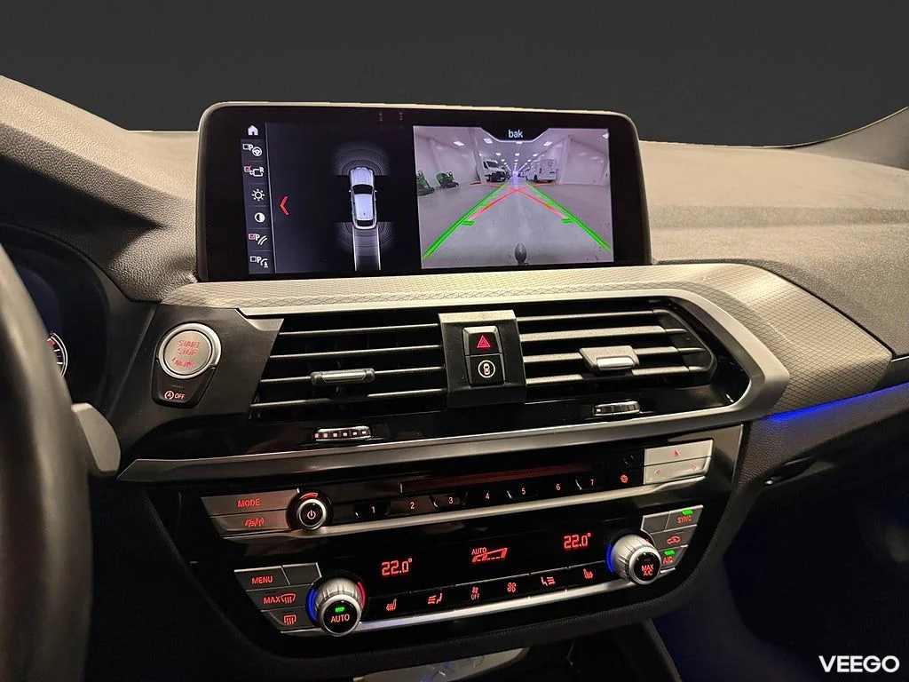 BMW X4 xDrive30i 252HK M-Sport /Innovation /HuD /Drag 185kW