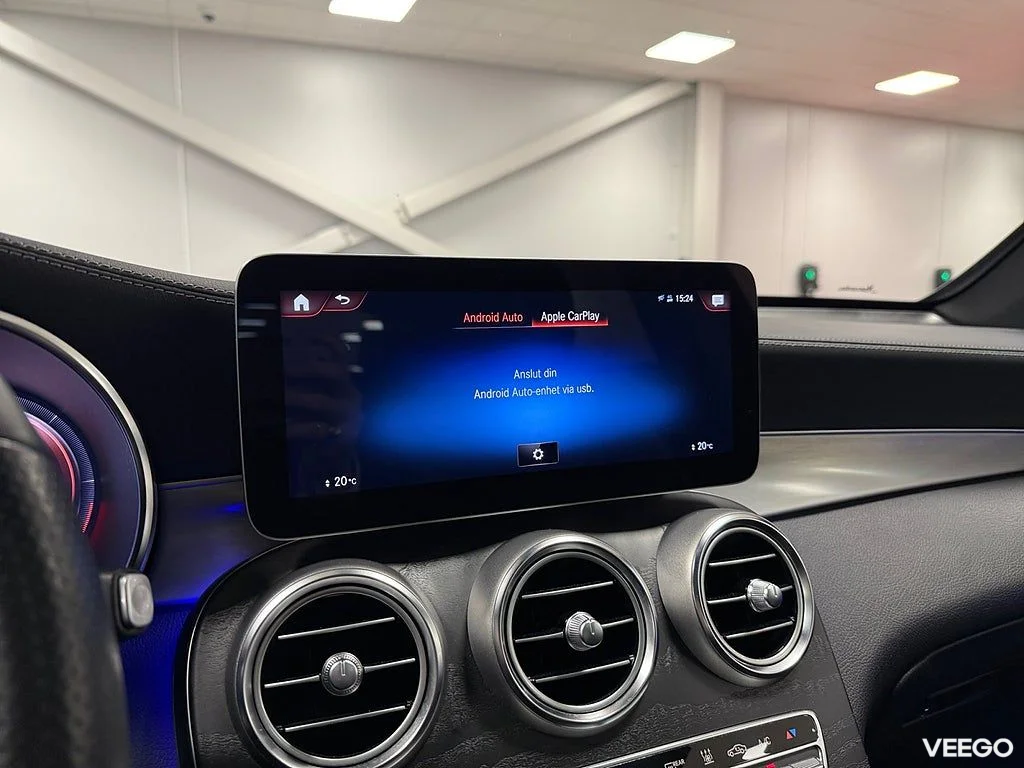 Mercedes-Benz GLC200 300 d 4M 245HK AMG /Pano /Drag /Navi 180kW