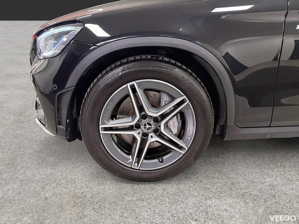 Mercedes-Benz GLC200 300 d 4M 245HK AMG /Pano /Drag /Navi 180kW