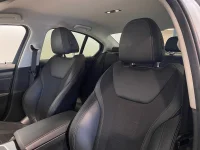 BMW 330 Rattvärme HiFi-högtalarsystem Parkeringsassistent 0kW