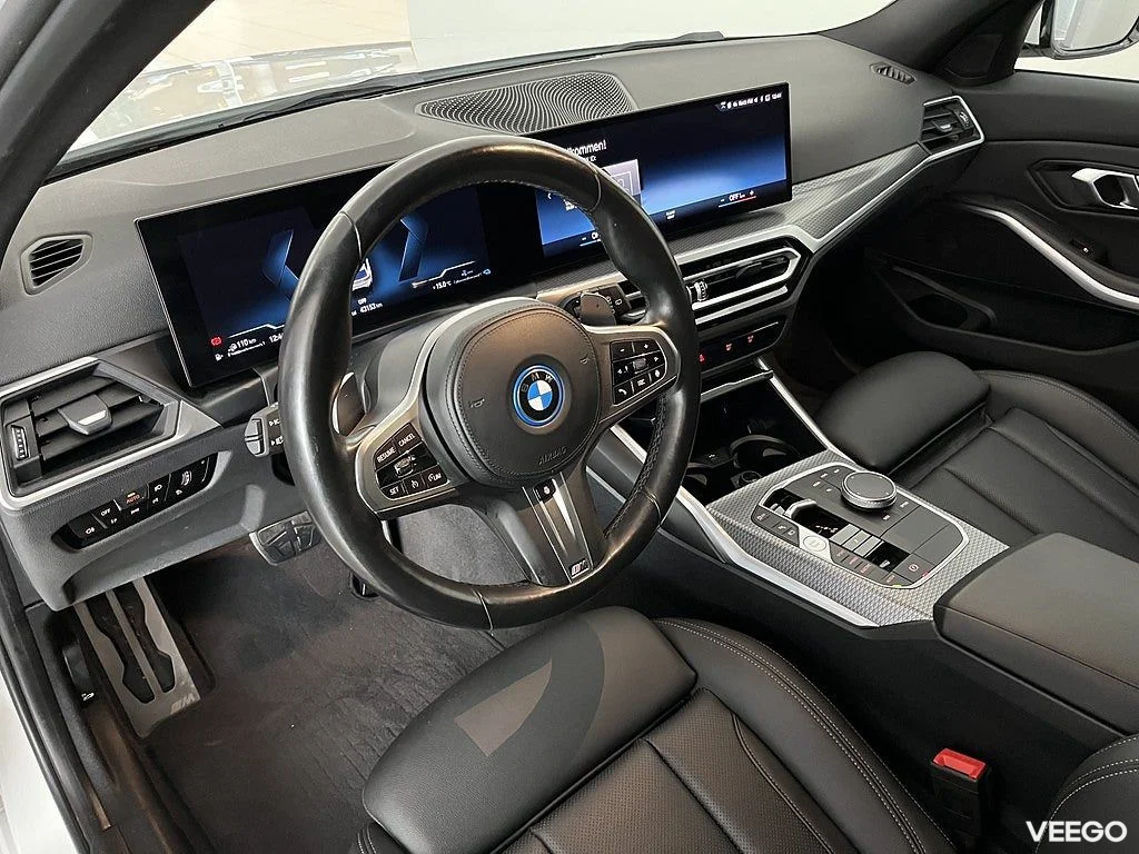 BMW 330 xDrive Touring M Sport Drag HiFi Park Assist 0kW