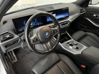 BMW 330 xDrive Touring M Sport Drag HiFi Park Assist 0kW