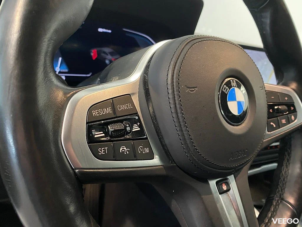 BMW 330 Rattvärme HiFi-högtalarsystem Parkeringsassistent 0kW