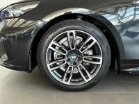 BMW i5 eDrive40 Sedan M Sport Drag Rattvärme Drive/Park Assist 0kW
