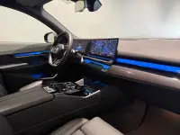 BMW i5 M60 xDrive Touring M Sport Pro Panorama Drag B&W 21" 0kW
