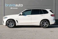 BMW X5 xDrive30d MHEV M-Sportpakett 3 210kW thumbnail