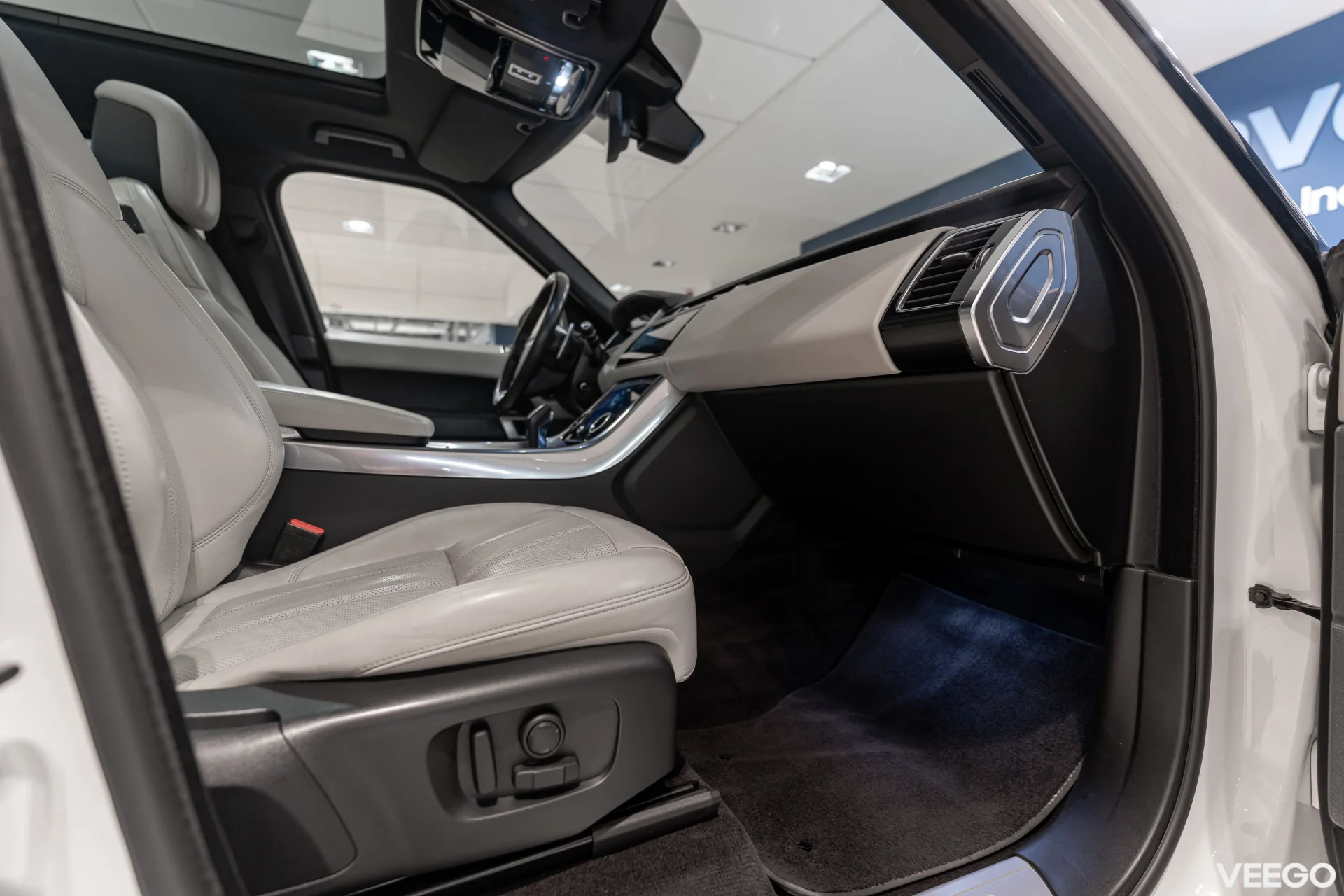 Land Rover Range Rover Sport - 3 221kW