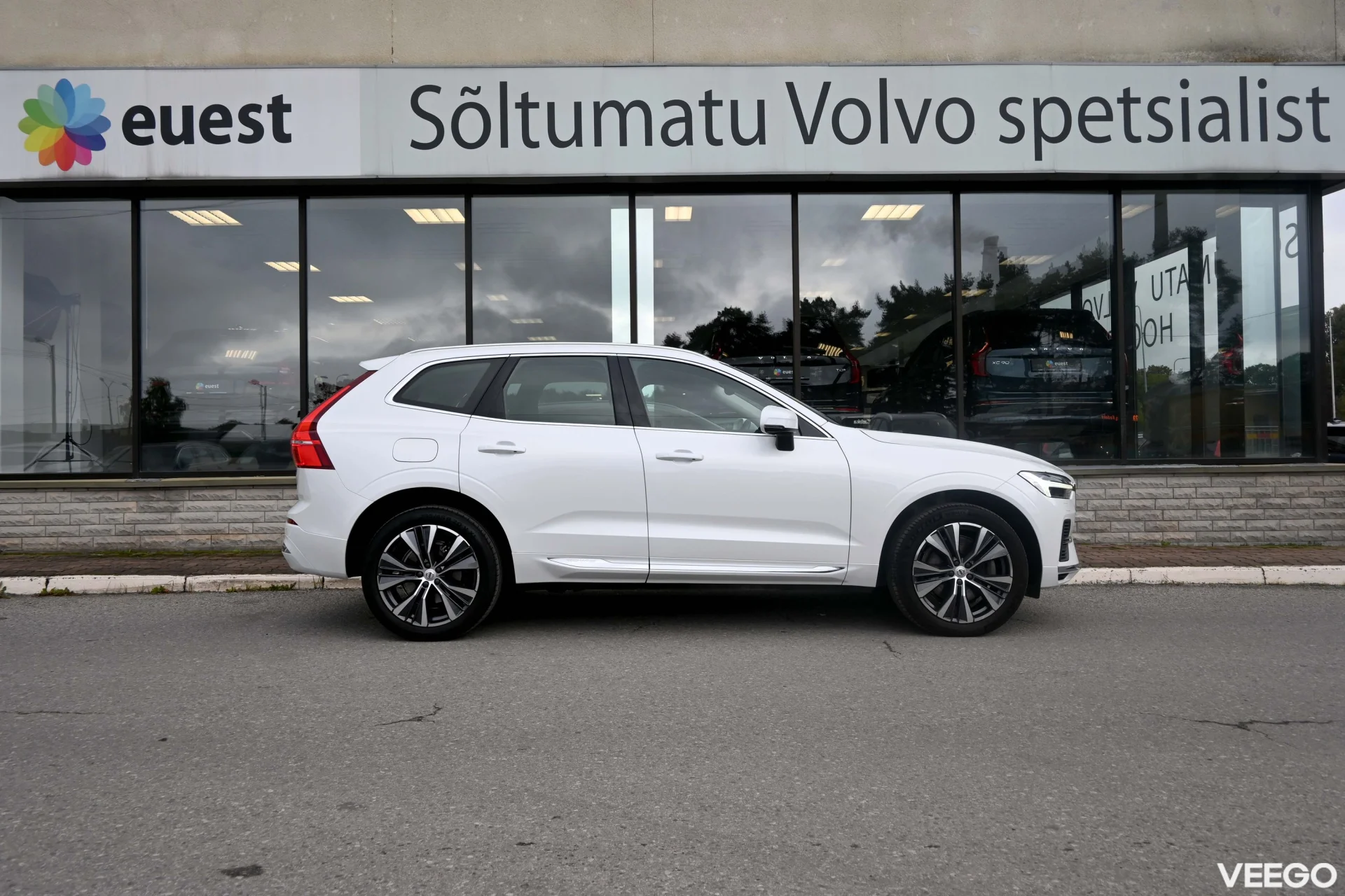 Volvo XC60 AWD H&K INSCRIPTION XENIUM INTELLI SAFE 2 251kW