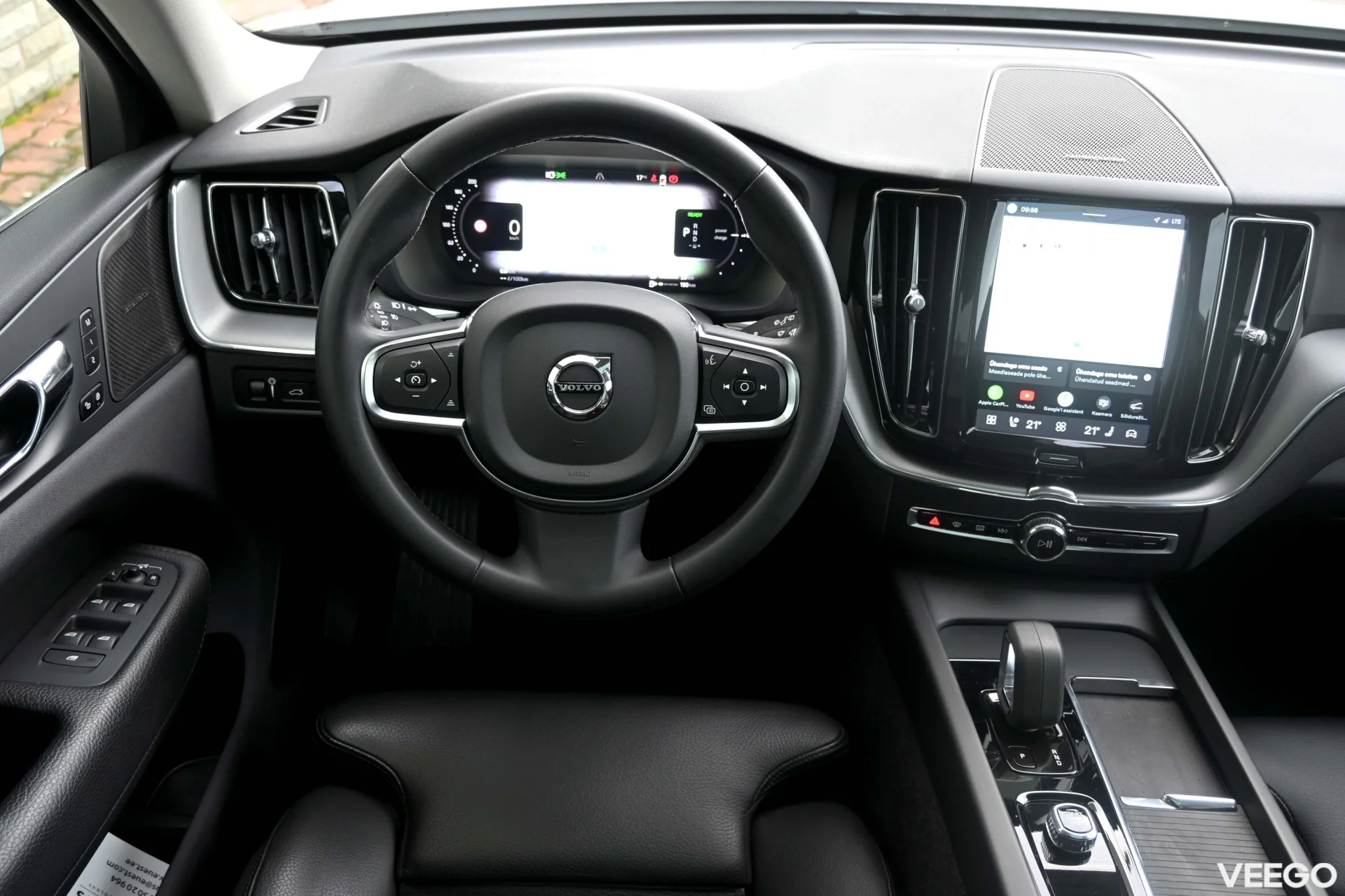 Volvo XC60 AWD H&K INSCRIPTION XENIUM INTELLI SAFE 2 251kW