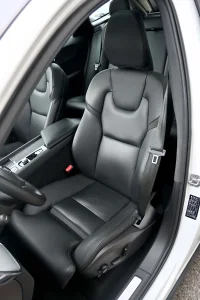 Volvo XC60 AWD H&K INSCRIPTION XENIUM INTELLI SAFE 2 251kW thumbnail