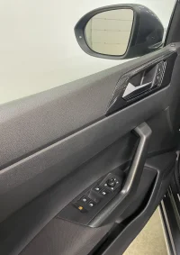 Volkswagen Taigo - 1 85kW thumbnail