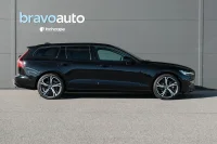 Volvo V60 Mild-Hybrid Plus Dark 2 145kW thumbnail