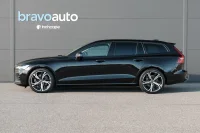 Volvo V60 Mild-Hybrid Plus Dark 2 145kW thumbnail