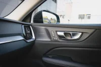 Volvo V60 Mild-Hybrid Plus Dark 2 145kW thumbnail
