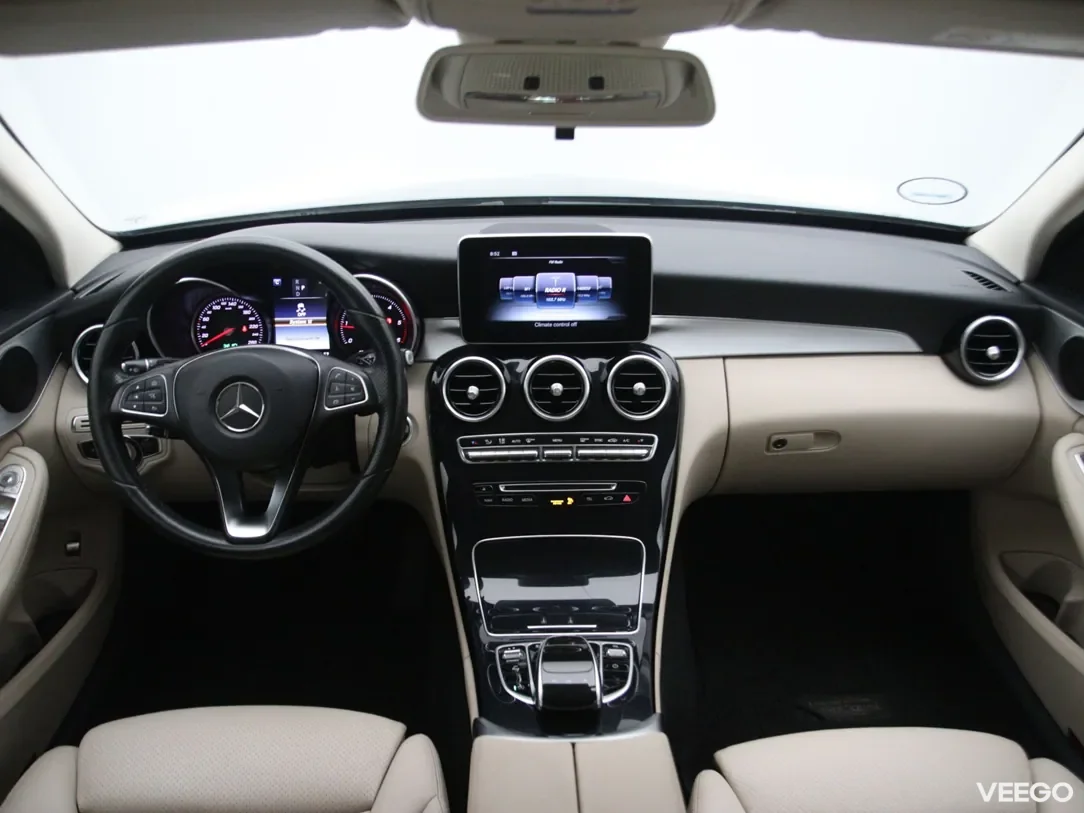 Mercedes-Benz C220 2.1 125kW