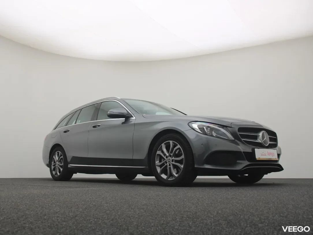 Mercedes-Benz C220 2.1 125kW