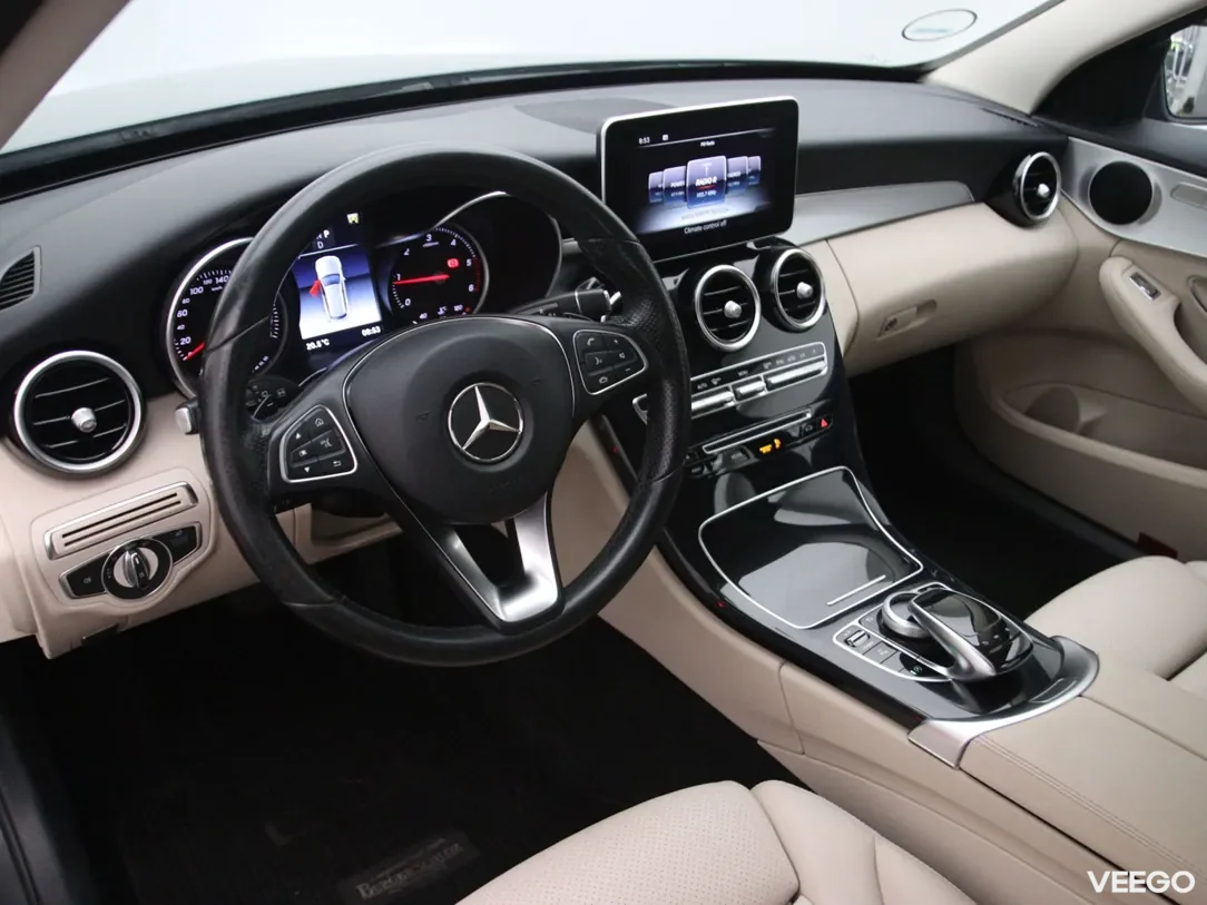 Mercedes-Benz C220 2.1 125kW