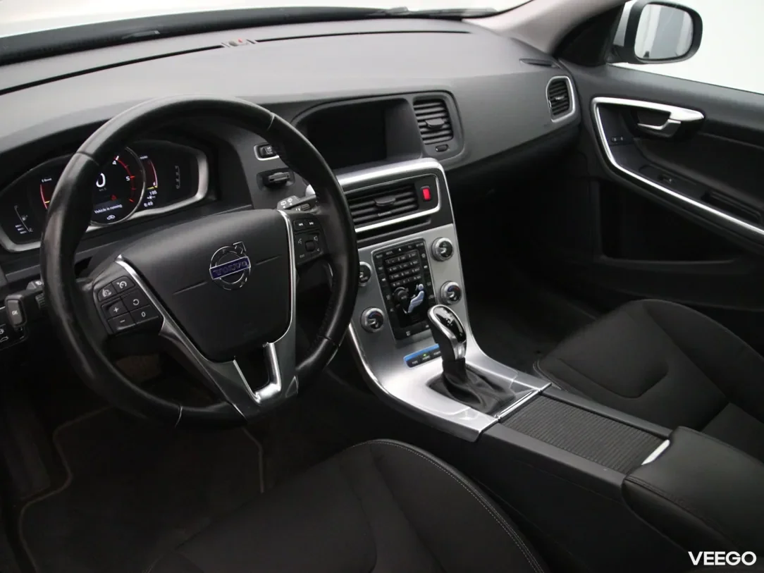 Volvo V60 2.4 169kW