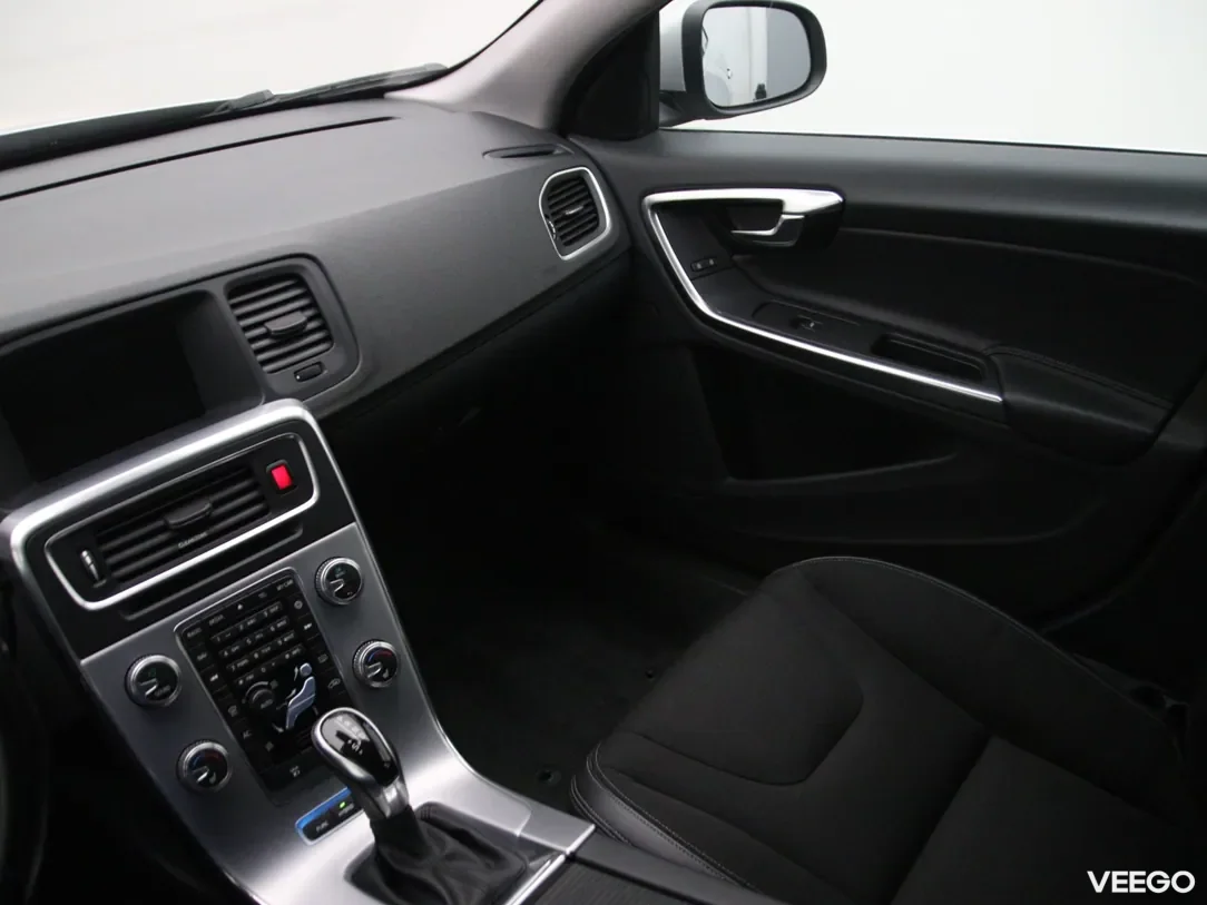 Volvo V60 2.4 169kW