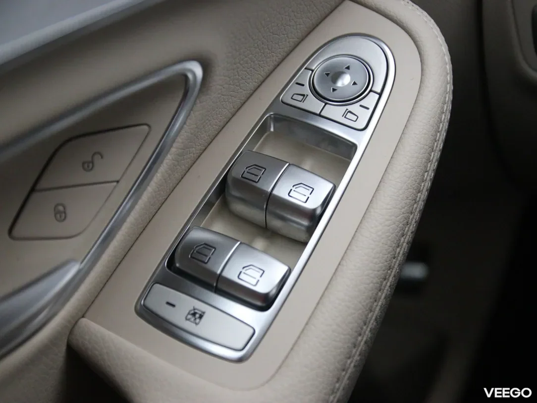 Mercedes-Benz C220 2.1 125kW