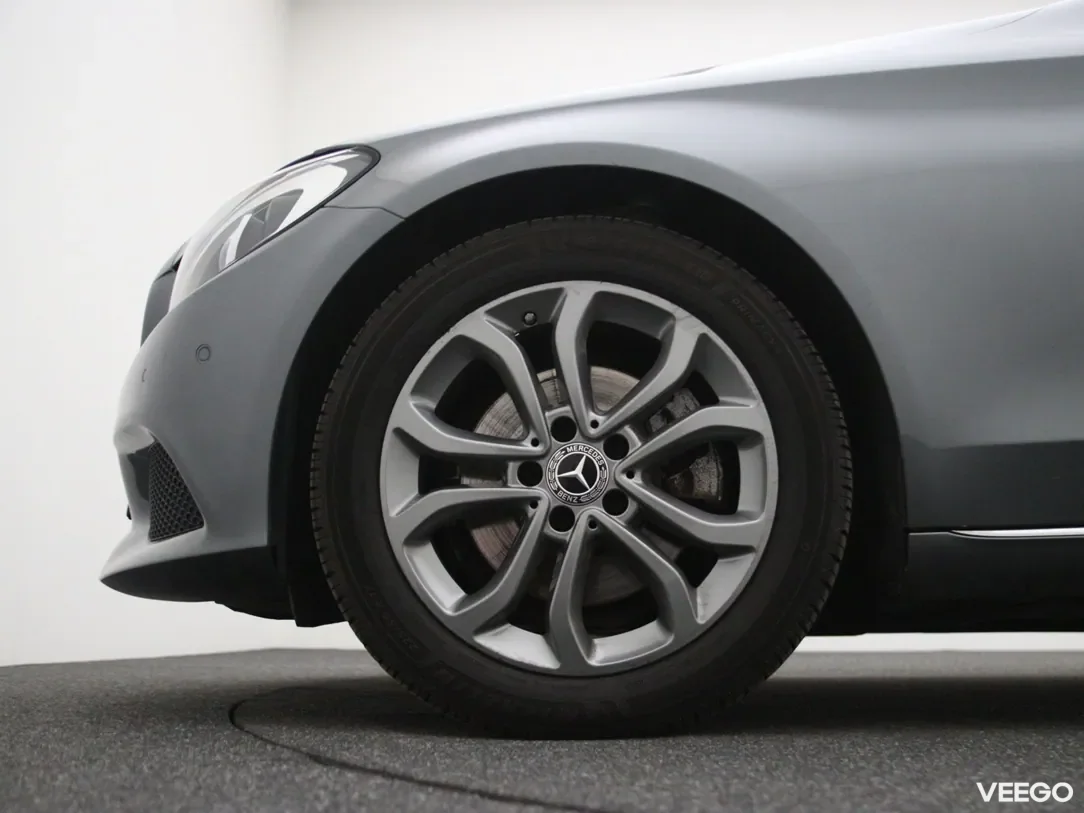 Mercedes-Benz C220 2.1 125kW